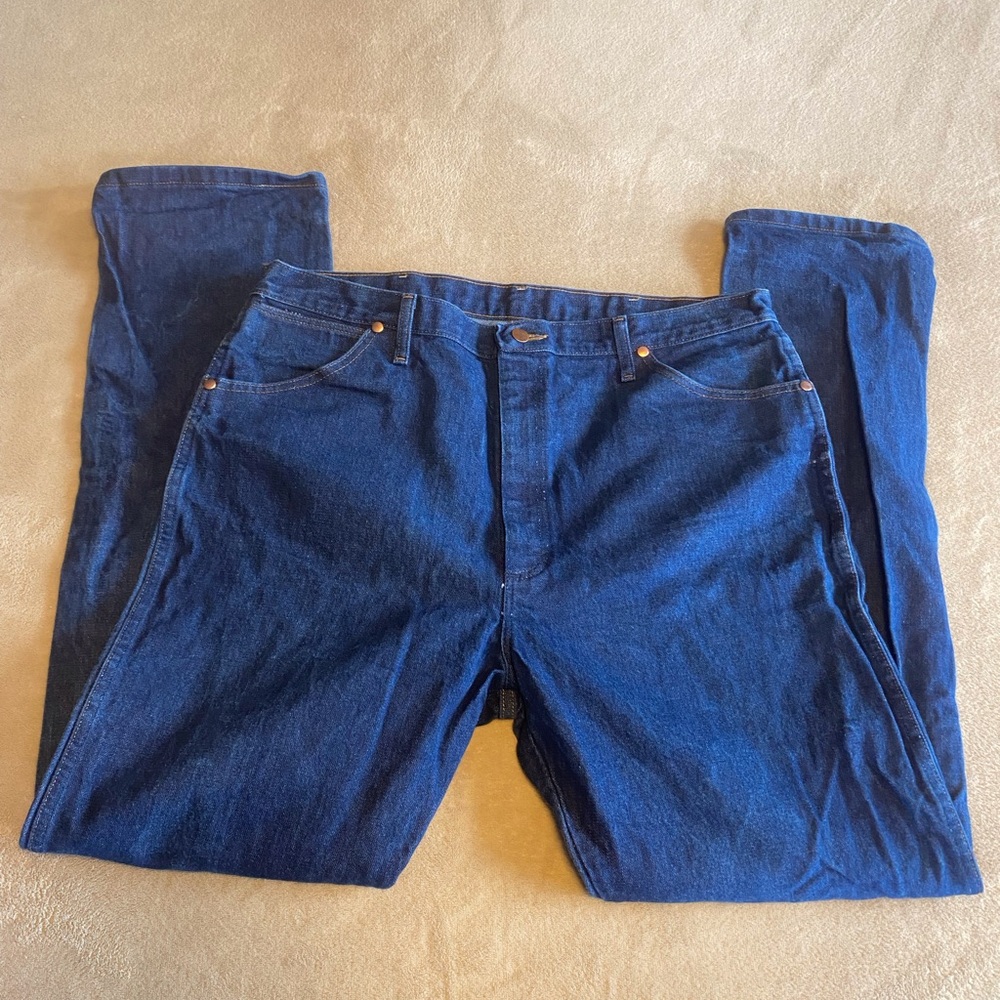 Men’s Wrangler Denim Blue Jeans Size 40x34